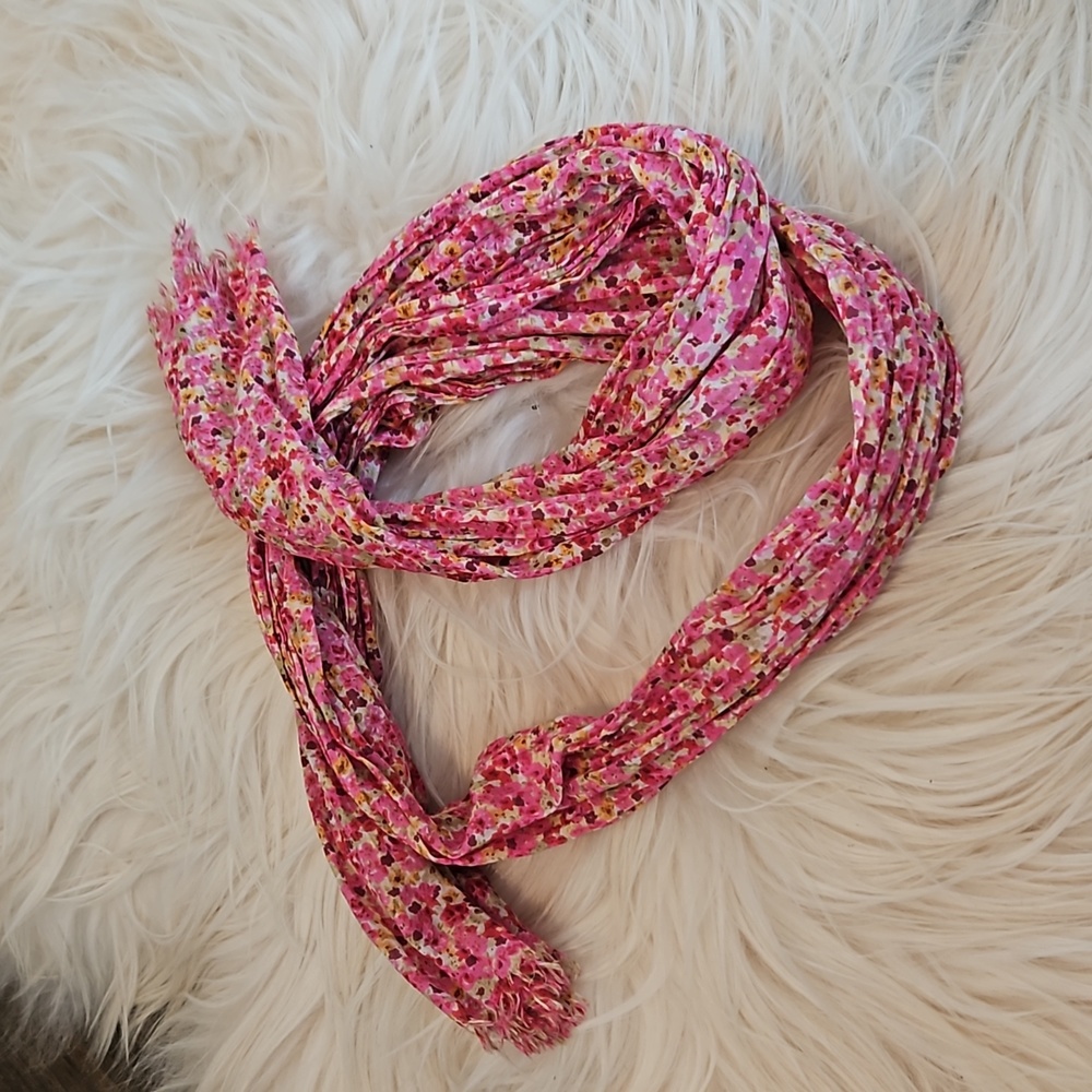 Floral light scarf